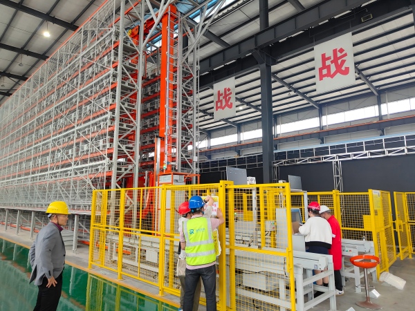 1760508197199723.jpg 中石油堆垛机(2).jpg